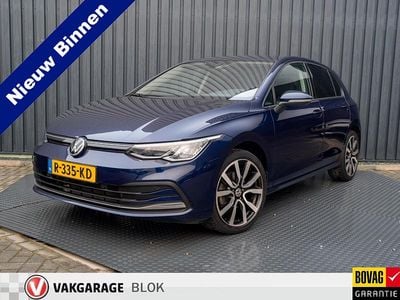 Blauw Gebruikt 2020 VW Golf VII Business Hatchback | € 20.950 (Goede deal)