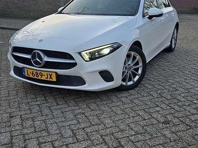 Wit Occasion 2018 Mercedes A200 Style Sedan | € 16.500 (Goede deal)