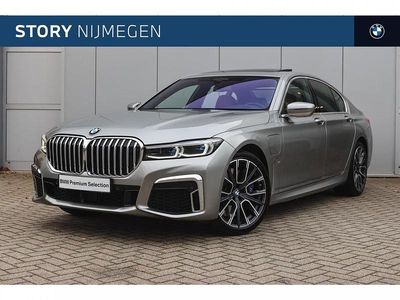 M donington grau (grijs metallic) Gebruikt 2019 BMW 745e Comfort Edition Sedan | € 52.900 (Iets duurder)