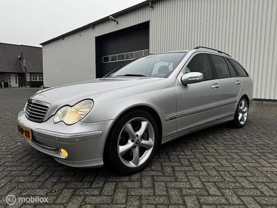Grijs Gebruikt 2004 Mercedes C200 Avantgarde Stationwagen | € 2.950