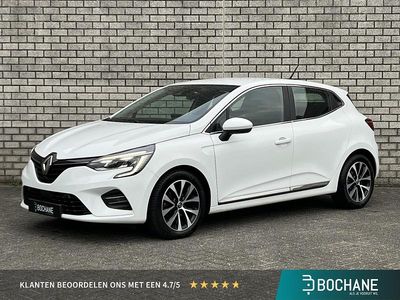 Wit Occasion 2019 Renault Clio IV Intens Hatchback | € 14.195 (Eerlijke prijs)