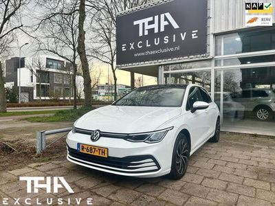 tweedehands VW Golf VIII 2.0 TDI Style / LES AUTO / RIJSCHOOL / PEDALEN INCLUSIEF