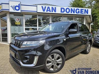 Zwart Occasion 2021 Suzuki Vitara SUV | € 23.745 (Eerlijke prijs)
