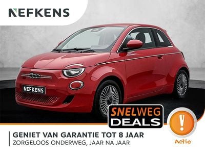 Rood Nieuw 2025 Fiat 500e Urban Hatchback | € 24.825 (Goede deal)