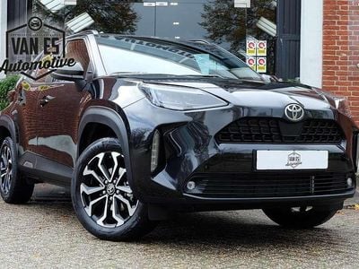 Zwart Gebruikt 2024 Toyota Yaris Cross Edition SUV | € 28.675 (Eerlijke prijs)