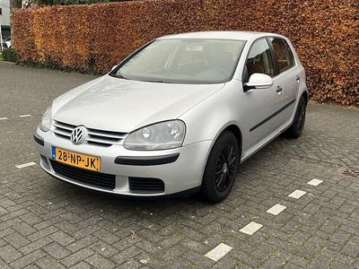 Occasion VW Golf IV Trendline 75 PK (55 kW) 2004 Grijs Hatchback