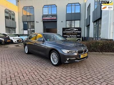 Grijs Occasion 2014 BMW 316 Executive Sedan | € 11.995 (Goede deal)