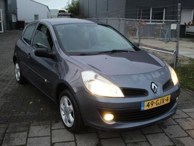 Renault Clio II