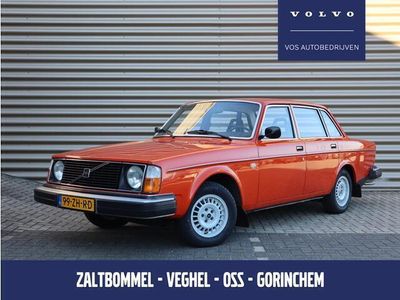 tweedehands Volvo 244 2.1 DL | Trekhaak | Standkachel | Complete historie