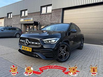 Zwart Gebruikt 2022 Mercedes GLA180 Business SUV | € 36.750 (Eerlijke prijs)