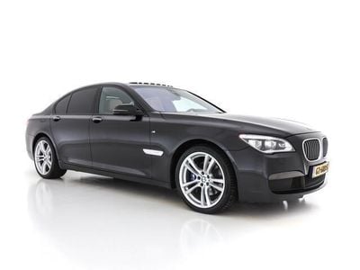 Zwart Gebruikt 2015 BMW 740 Executive Sedan | € 17.945 (Goede deal)