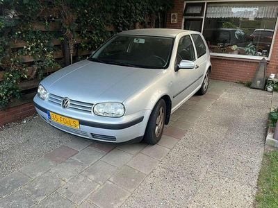 VW Golf IV
