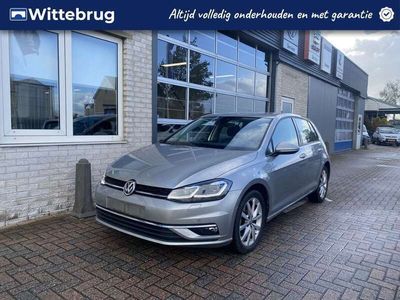 tweedehands VW Golf VII 1.5 TSI Highline / AUTOMAAT/ PARK. SENSOREN/ DODE HOEK/ LED/ STOEL VERWARM./ ADAPT. CRUISE/ NAVI/ CLIMA/ 17" LMV/