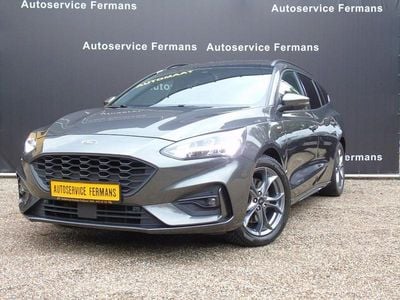 Grijs Occasion 2020 Ford Focus ST-Line Stationwagen | € 20.950 (Iets duurder)