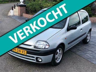 tweedehands Renault Clio II RT1.6 RN AUT 1999 Grijs 128DKM NAP!/LEUKE AUTO!