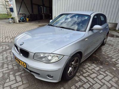 tweedehands BMW 118 118 d High Executive apk nap rijdt en schakelt goed