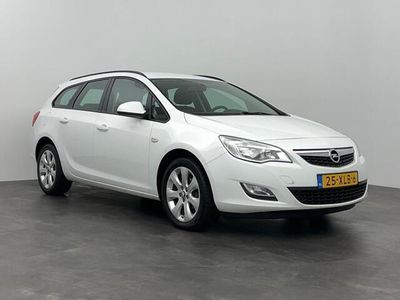 tweedehands Opel Astra Sports Tourer 1.4 Business +