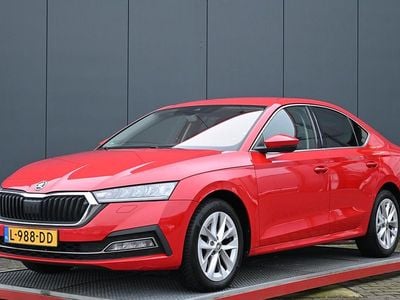 Occasion Skoda Octavia Business Line 2021 Rood Hatchback