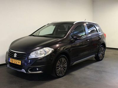 Grijs Occasion 2015 Suzuki SX4 Exclusive SUV | € 13.450 (Goede deal)