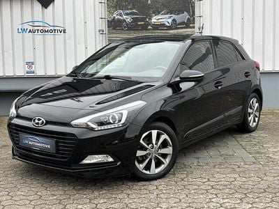 Zwart Gebruikt 2018 Hyundai i20 Comfort Hatchback | € 12.950 (Eerlijke prijs)