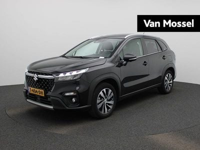 Zwart Occasion 2023 Suzuki SX4 S-Cross Style SUV | € 26.900 (Eerlijke prijs)