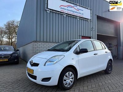 Occasion Toyota Yaris 69 PK (50 kW) 2011 Wit Hatchback