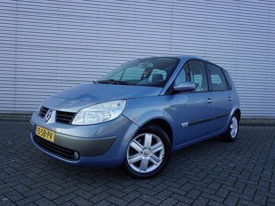 Blauw Gebruikt 2005 Renault Scénic II MPV | € 3.450 (Duur)