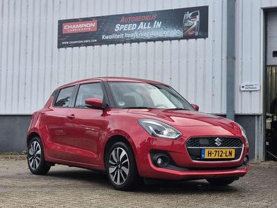 Rood Gebruikt 2020 Suzuki Swift Hatchback | € 16.500 (Duur)
