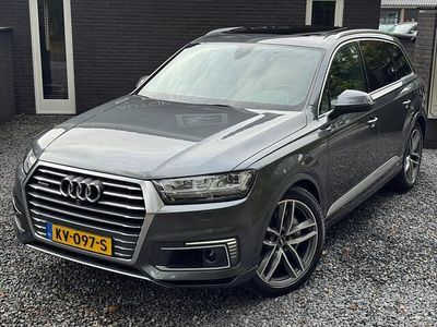 Grijs Gebruikt 2016 Audi Q7 S-Line SUV | € 28.941 (Eerlijke prijs)