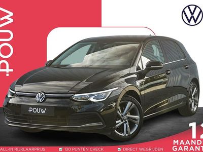 Zwart Gebruikt 2021 VW Golf VIII Life Hatchback | € 22.950 (Eerlijke prijs)