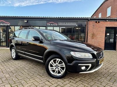 Zwart (metallic) Gebruikt 2016 Volvo XC70 Dynamic Stationwagen | € 9.499 (Eerlijke prijs)