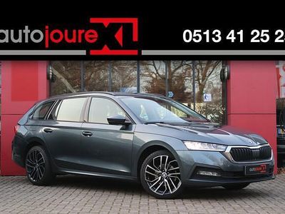 Grijs Occasion 2021 Skoda Octavia Ambition Stationwagen | € 11.450 (Iets duurder)