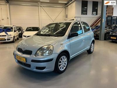 Occasion Toyota Yaris 65 PK (47 kW) 2004 Blauw Hatchback