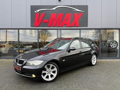 Zwart (metallic) Occasion 2006 BMW 320 Comfort Edition Stationwagen | € 4.499 (Iets duurder)