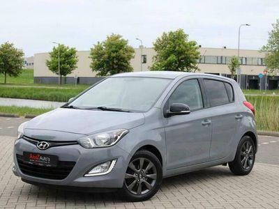 Grijs Gebruikt 2013 Hyundai i20 Hatchback | € 6.950 (Duur)