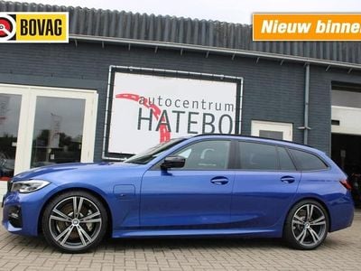 Occasion BMW 330e Executive 292 PK (214 kW) 2022 Blauw (metallic) Stationwagen