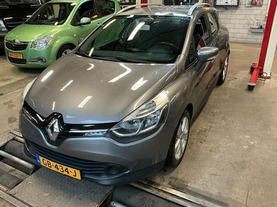 Grijs Gebruikt 2014 Renault Clio GrandTour Night&Day Stationwagen | € 5.900 (Eerlijke prijs)
