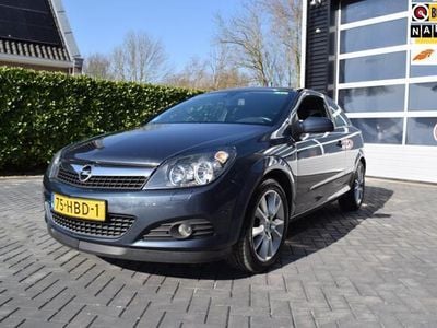 Opel Astra GTC