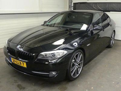 BMW 523