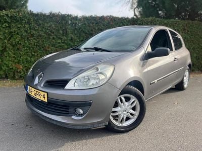 Renault Clio II