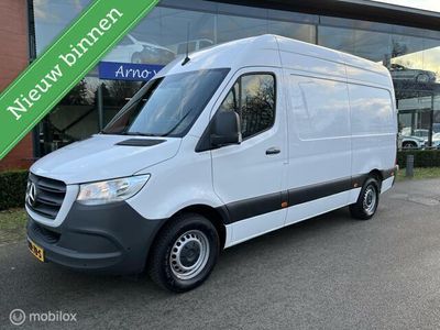 tweedehands Mercedes Sprinter bestel 317 1.9 CDI L2H2 RWD MBUX, 3500KG Trekgewicht, Opstap, camera