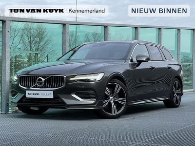 tweedehands Volvo V60 V60 2.0 T8 Twin Engine AWD Inscription Head-up display, Panorama dak, Electr. verstelbare stoelen voor, Harman-Kardon premium audio, Full led, Styling kit Trekhaak semi Elektrisch