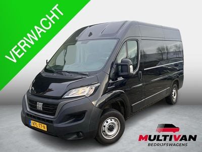 Zwart Gebruikt 2022 Fiat Ducato Basis Van | € 32.850