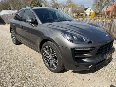 Porsche Macan Turbo