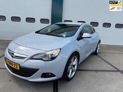 Opel Astra GTC