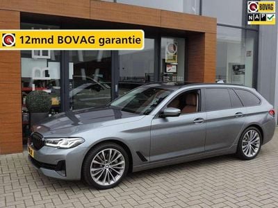 Grijs Occasion 2021 BMW 520 Executive Stationwagen | € 33.490 (Goede deal)