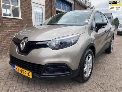 Bruin Gebruikt 2013 Renault Captur Authentique SUV | € 6.249 (Eerlijke prijs)