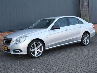 Mercedes E200