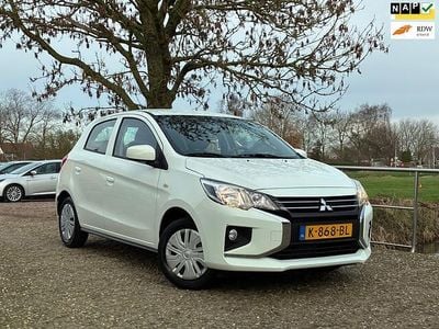 Wit Gebruikt 2020 Mitsubishi Space Star Hatchback | € 8.975 (Eerlijke prijs)
