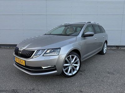 Grijs Occasion 2018 Skoda Octavia Stationwagen | € 14.895